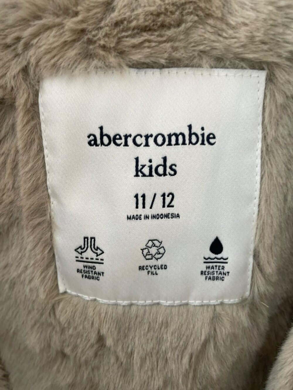 Abercrombie Kids Beige Puffer Jacket Faux Fur Lined Hooded Kids Sz 11/12 NWT - Picture 8 of 9